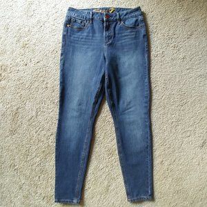 EUC Seven7 High Rise Legging Jeans